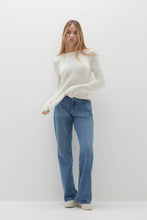 Load image into Gallery viewer, ADDY CREWNECK CASHMERE SWEATER