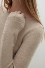 Load image into Gallery viewer, ADDY CREWNECK CASHMERE SWEATER