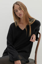 Load image into Gallery viewer, VIOLA V-NECK CASHMERE SWEATER