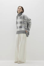 Load image into Gallery viewer, MIRELLA PLAID CASHMERE TURTLENECK SWEATER