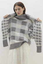 Load image into Gallery viewer, MIRELLA PLAID CASHMERE TURTLENECK SWEATER