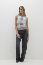 Load image into Gallery viewer, TALULAH PLAID CASHMERE SWEATER VEST