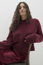 Load image into Gallery viewer, SLOANE CASHMERE CREWNECK SWEATER