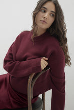 Load image into Gallery viewer, SLOANE CASHMERE CREWNECK SWEATER