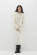 Load image into Gallery viewer, ODETTE CABLE KNIT CASHMERE SWEATER