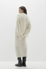 Load image into Gallery viewer, ODETTE CABLE KNIT CASHMERE SWEATER