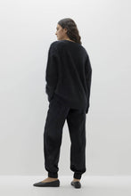 Load image into Gallery viewer, AGNES BRUSHED CASHMERE CREWNECK SWEATER