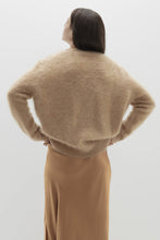 Load image into Gallery viewer, AGNES BRUSHED CASHMERE CREWNECK SWEATER