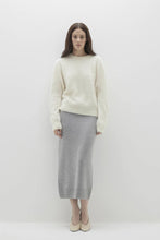 Load image into Gallery viewer, AGNES BRUSHED CASHMERE CREWNECK SWEATER