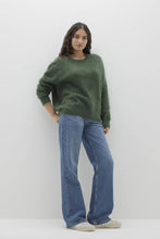 Load image into Gallery viewer, AGNES BRUSHED CASHMERE CREWNECK SWEATER