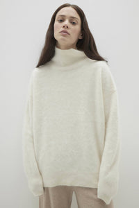 ETHEL BRUSHED CASHMERE TURTLENECK SWEATER