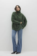 Load image into Gallery viewer, ETHEL BRUSHED CASHMERE TURTLENECK SWEATER