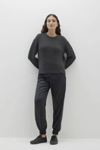 Load image into Gallery viewer, CLARA CREWNECK CASHMERE SWEATER