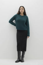 Load image into Gallery viewer, CLARA CREWNECK CASHMERE SWEATER