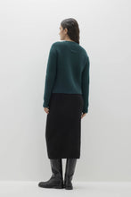 Load image into Gallery viewer, CLARA CREWNECK CASHMERE SWEATER