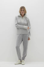 Load image into Gallery viewer, SUMIE CASHMERE QUARTER-ZIP PULLOVER