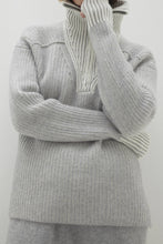 Load image into Gallery viewer, SUMIE CASHMERE QUARTER-ZIP PULLOVER