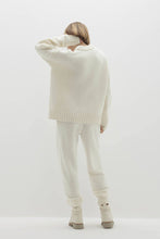 Load image into Gallery viewer, KENNEDY GRAPHIC CASHMERE CREWNECK SWEATER