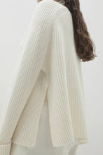 Load image into Gallery viewer, ISABELLA CASHMERE TURTLENECK SWEATER