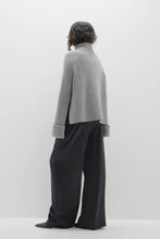 Load image into Gallery viewer, ISABELLA CASHMERE TURTLENECK SWEATER