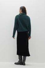 Load image into Gallery viewer, ARYANA CASHMERE TURTLENECK SWEATER