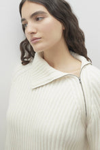 Load image into Gallery viewer, ARYANA CASHMERE TURTLENECK SWEATER