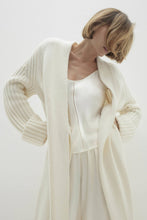 Load image into Gallery viewer, LILYAN LONGLINE CASHMERE CARDIGAN