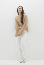 Load image into Gallery viewer, GLADYS BRUSHED CASHMERE V-NECK SWEATER