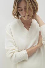 Load image into Gallery viewer, CELESTE V-NECK CASHMERE SWEATER