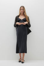 Load image into Gallery viewer, QUINN SILK MIDI SKIRT