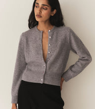 Load image into Gallery viewer, FAIRCHILD CASHMERE CARDIGAN -- PEBBLE GREY