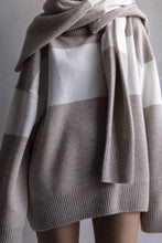 Load image into Gallery viewer, AGATHA STRIPED CASHMERE TURTLENECK SWEATER