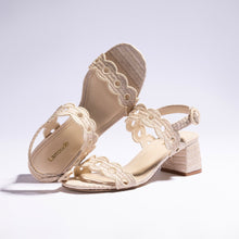 Load image into Gallery viewer, Florence Broderie Sandal In Natural Raffia