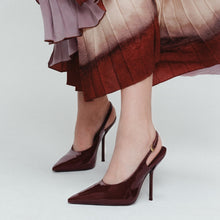 Load image into Gallery viewer, Larroudé x Altuzarra Pump In Burgundy Patent Leather