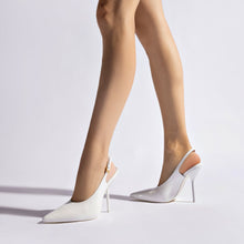 Load image into Gallery viewer, Larroudé x Altuzarra Pump In White Patent Leather