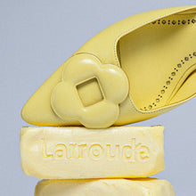 Load image into Gallery viewer, Flora Pump In Lemonade Leather