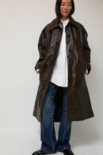 Load image into Gallery viewer, Façon Jacmin Manso Mackintosh Coat in Brown