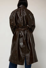 Load image into Gallery viewer, Façon Jacmin Manso Mackintosh Coat in Brown