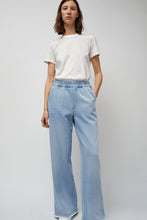 Load image into Gallery viewer, Façon Jacmin Polly Elastic Waist Jean in Light Blue