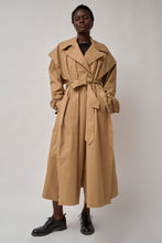 Load image into Gallery viewer, Marios Trench Coat in Beige