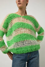 Load image into Gallery viewer, Guðrun &amp; Guðrun Kavi Stripe Sweater in White and Green