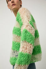 Load image into Gallery viewer, Guðrun &amp; Guðrun Kavi Stripe Sweater in White and Green