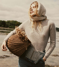 Load image into Gallery viewer, HYERES CASHMERE SWEATER -- RAINCLOUD