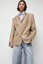 Load image into Gallery viewer, Highlight Studio Virgin Wool Single Breasted Blazer in Beige