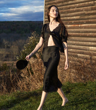 Load image into Gallery viewer, IDELLA TOP -- BLACK SILK