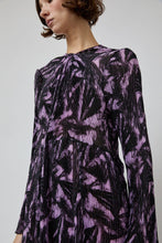 Load image into Gallery viewer, INSHADE Long Sleeve Crimped Chiffon Dress in Lilac and Black Abstract