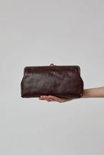 Load image into Gallery viewer, Il Bisonte Classic Clutch in Café