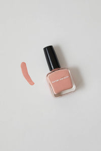 Karolin Van Loon Nail Polish in Lin Nude