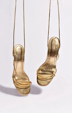 Load image into Gallery viewer, Sara Sandal In Gold Metallic Leather