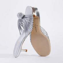 Load image into Gallery viewer, Valerie Mule In Silver Metallic Leather